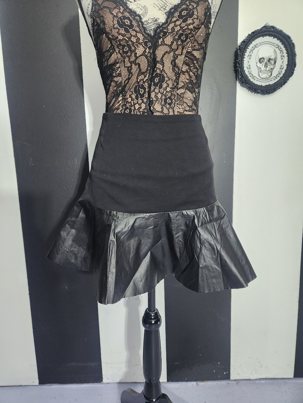 Y2k Flared Skirt - Picture 2 of 7
